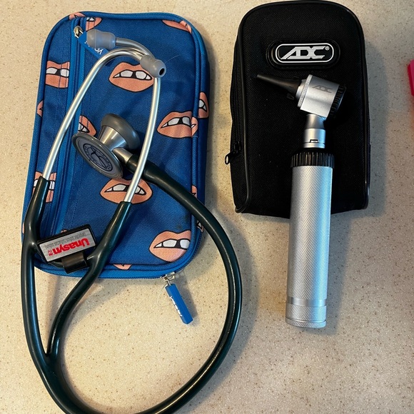 ADC Otoscope and Littmann Stethoscope Set - Picture 1 of 4